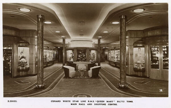 RMS Queen Mary, Cunard White Star Line, main hall