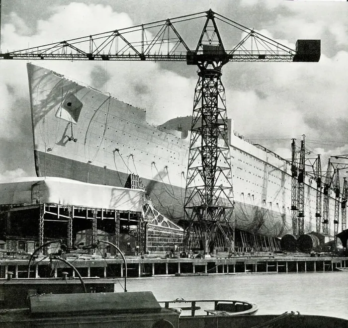 Framed Print : RMS Queen Mary ready for launch on River Clyde Framed Print : RMS Queen Mary ready for launch on River Clyde