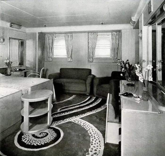 Framed Print : RMS Queen Mary, Sitting Room with beds, Cabin Section Framed Print : RMS Queen Mary, Sitting Room with beds, Cabin Section