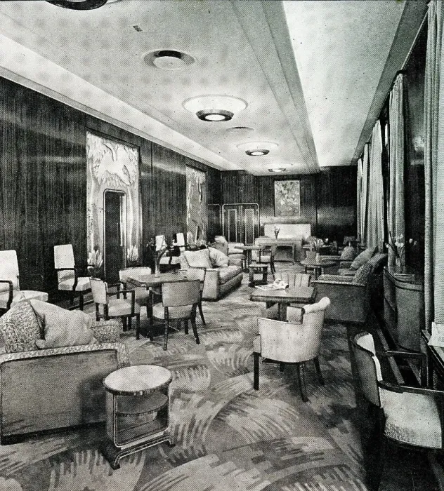Framed Print : RMS Queen Mary, Starboard Gallery on Promenade Deck Framed Print : RMS Queen Mary, Starboard Gallery on Promenade Deck