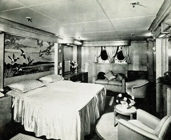 Framed Print : RMS Queen Mary, Stateroom Framed Print : RMS Queen Mary, Stateroom