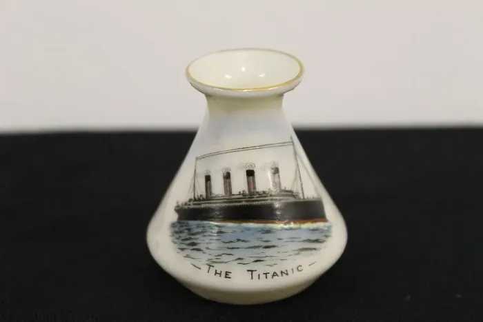 Framed Print : RMS Titanic - Carlton china post-disaster souvenir Framed Print : RMS Titanic - Carlton china post-disaster souvenir