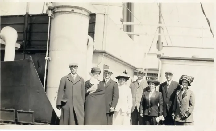 Framed Print : RMS Titanic - Titanic passengers rescued by Carpathia Framed Print : RMS Titanic - Titanic passengers rescued by Carpathia