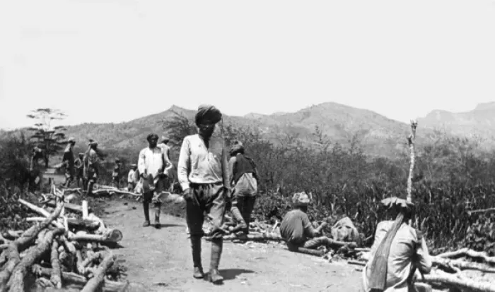 Framed Print : Road making at Bura Camp, Kenya, WW1 Framed Print : Road making at Bura Camp, Kenya, WW1