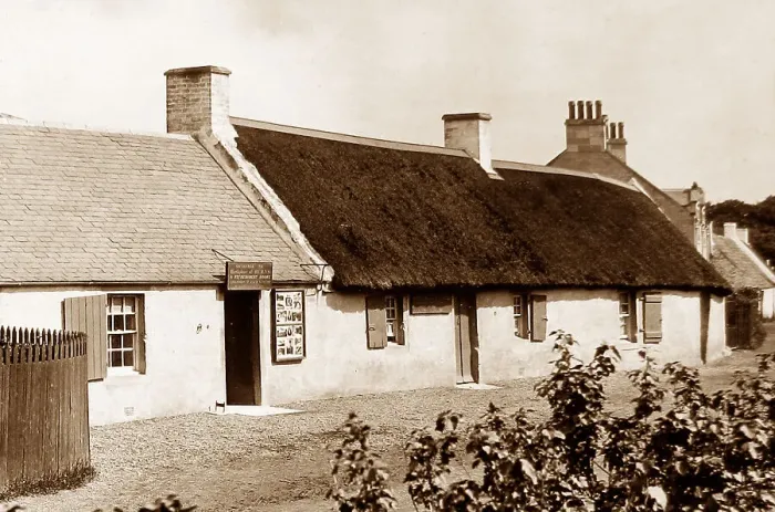 Framed Print : Robert Burns Cottage, Alloway Framed Print : Robert Burns Cottage, Alloway