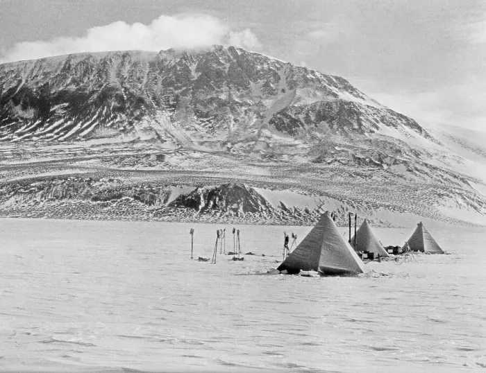 Framed Print : Robert Falcon Scott, Terra Nova Expedition, Antarctic Framed Print : Robert Falcon Scott, Terra Nova Expedition, Antarctic