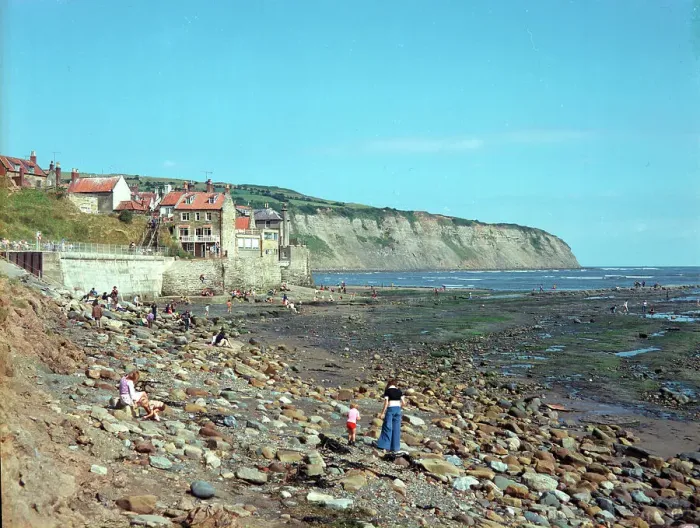 Framed Print : Robin Hood's Bay - The beach Framed Print : Robin Hood's Bay - The beach