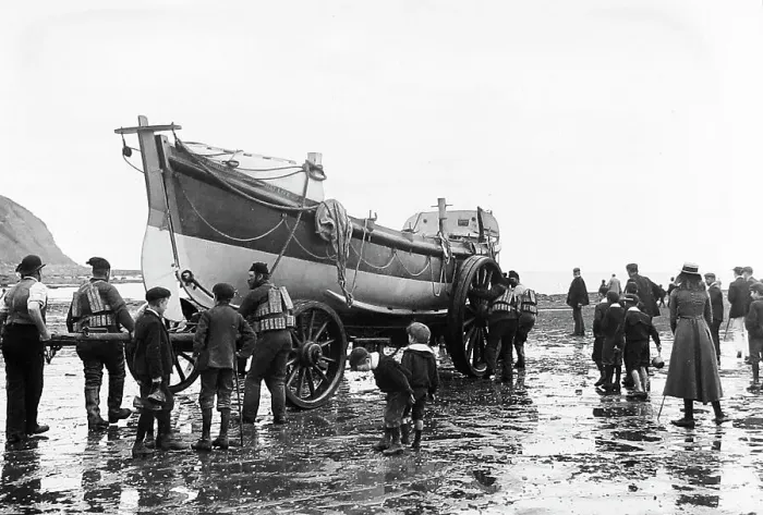Framed Print : Robin Hoods bay lifeboat Framed Print : Robin Hoods bay lifeboat