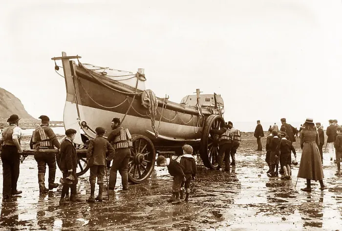 Framed Print : Robin Hoods bay lifeboat Framed Print : Robin Hoods bay lifeboat