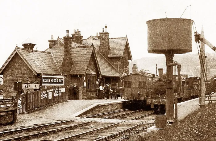Framed Print : Robin Hood's bay Railway station Framed Print : Robin Hood's bay Railway station