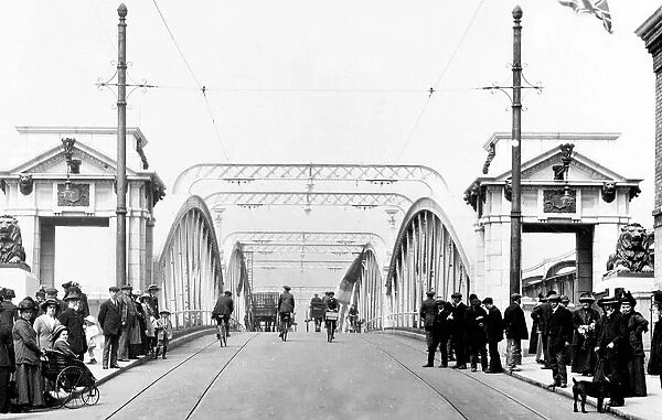Rochester Bridge early 1900s