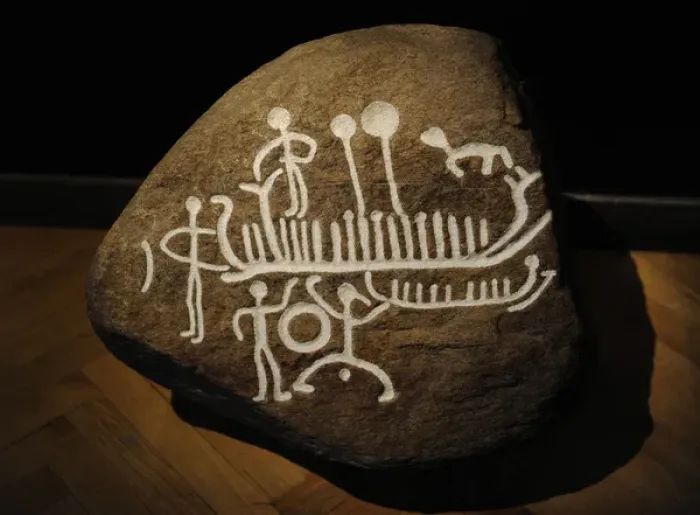 Framed Print : Rock carving from Engelstrup, northwestern Zealand, 1100-700 Framed Print : Rock carving from Engelstrup, northwestern Zealand, 1100-700