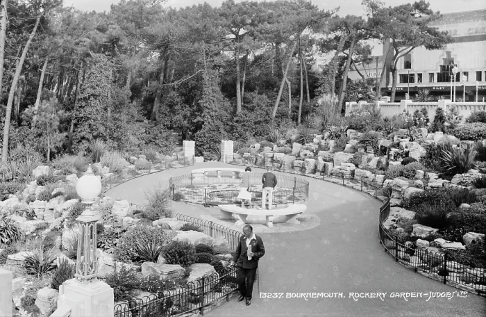 Framed Print : Rockery Garden in Bournemouth Framed Print : Rockery Garden in Bournemouth