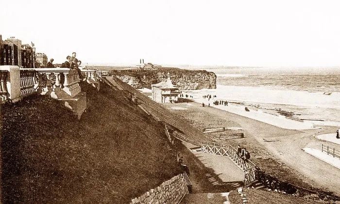 Framed Print : Roker Beach Framed Print : Roker Beach