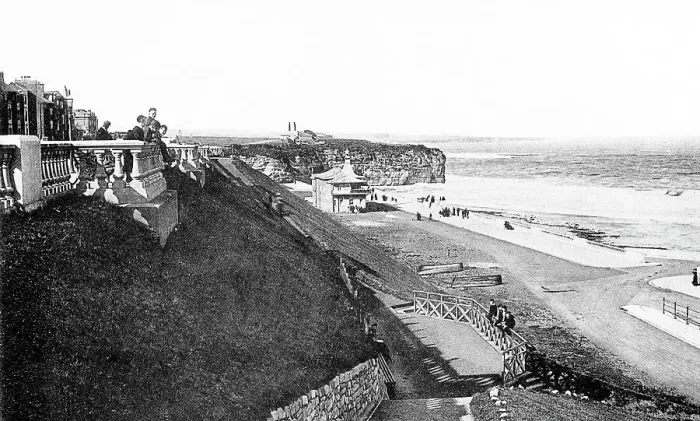 Framed Print : Roker Beach early 1900s Framed Print : Roker Beach early 1900s