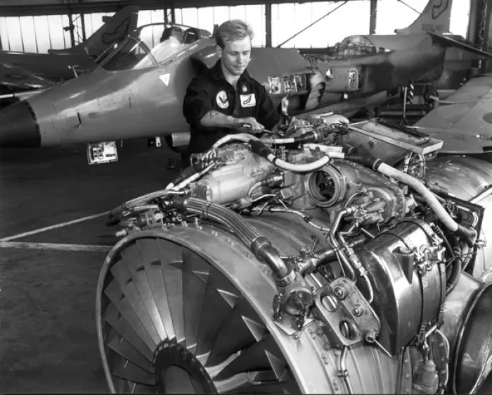 Framed Print : Rolls-Royce Pegasus turbofan alongside a Sea Harrier Framed Print : Rolls-Royce Pegasus turbofan alongside a Sea Harrier
