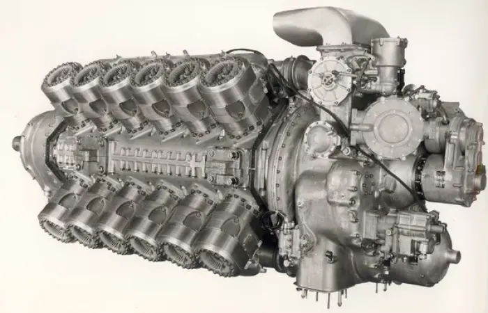 Framed Print : Rolls-Royce Pennine 24-cylinder, air-cooled, X-block Framed Print : Rolls-Royce Pennine 24-cylinder, air-cooled, X-block