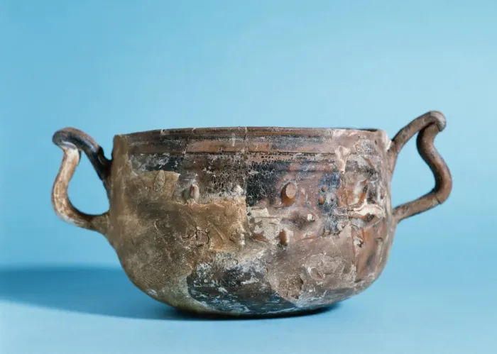 Framed Print : Roman art. Spain. 1st century. A. C. Vessel with handles Framed Print : Roman art. Spain. 1st century. A. C. Vessel with handles