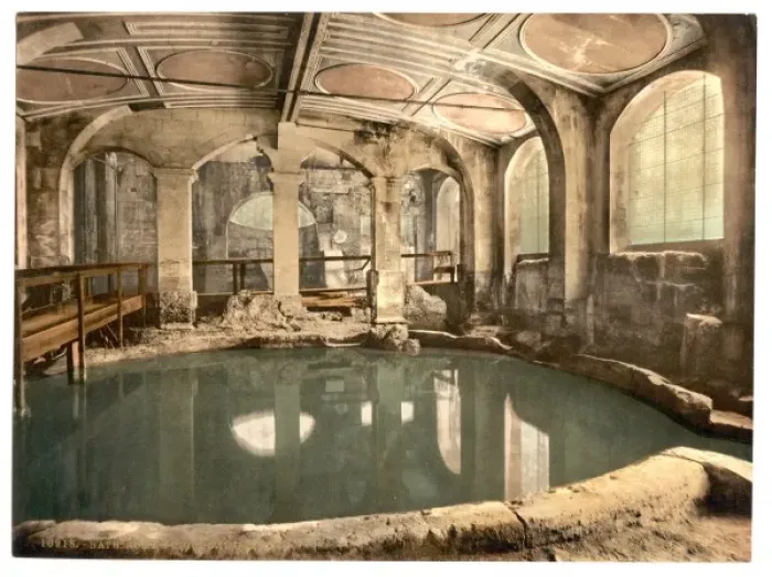 Framed Print : Roman Baths and Abbey, Circular Bath, Bath, England Framed Print : Roman Baths and Abbey, Circular Bath, Bath, England