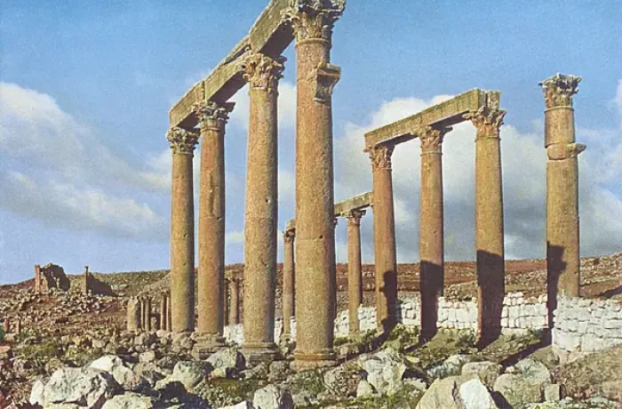 Framed Print : Roman colonnade at Jerash (Gerasa), Jordan, Holy Land Framed Print : Roman colonnade at Jerash (Gerasa), Jordan, Holy Land