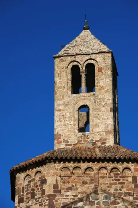 Framed Print : Romanesque Art. Spain. Church of St. Mary. Octogonal dome an Framed Print : Romanesque Art. Spain. Church of St. Mary. Octogonal dome an