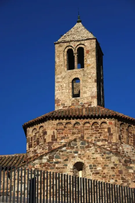 Framed Print : Romanesque Art. Spain. Church of St. Mary. Octogonal dome an Framed Print : Romanesque Art. Spain. Church of St. Mary. Octogonal dome an