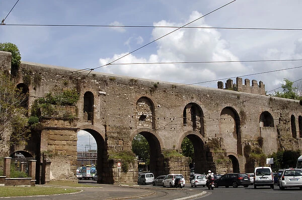 Rome. Roman walls