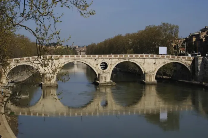 Framed Print : Rome. Sisto Bridge on the river Tiber Framed Print : Rome. Sisto Bridge on the river Tiber