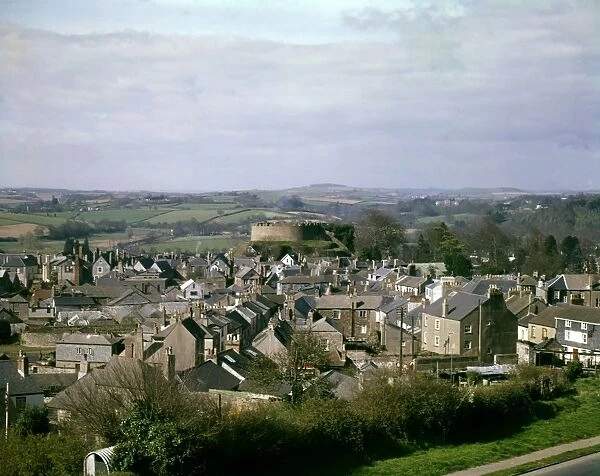 Rooftop view of Totnes and castle, Devon