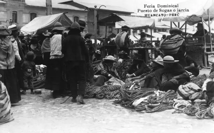 Framed Print : Rope Sellers at the Sunday Fair, Huancayo, Peru Framed Print : Rope Sellers at the Sunday Fair, Huancayo, Peru