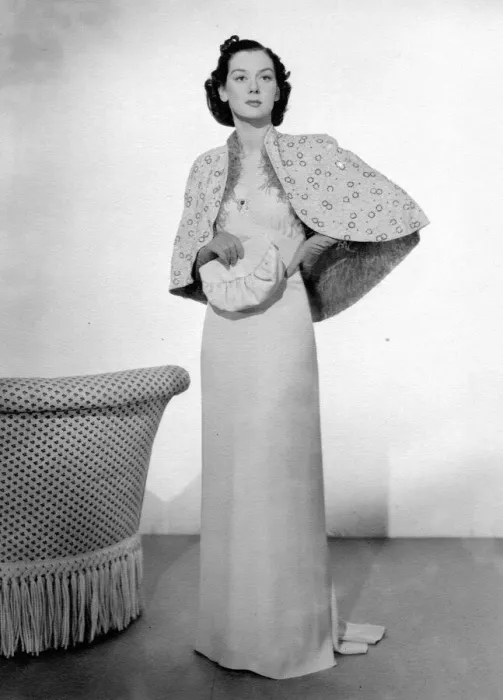 Framed Print : Rosalind Russell in Manproof (1938) Framed Print : Rosalind Russell in Manproof (1938)