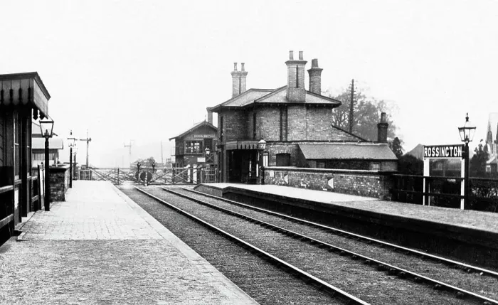 Framed Print : Rossington Railway Station early 1900s Framed Print : Rossington Railway Station early 1900s
