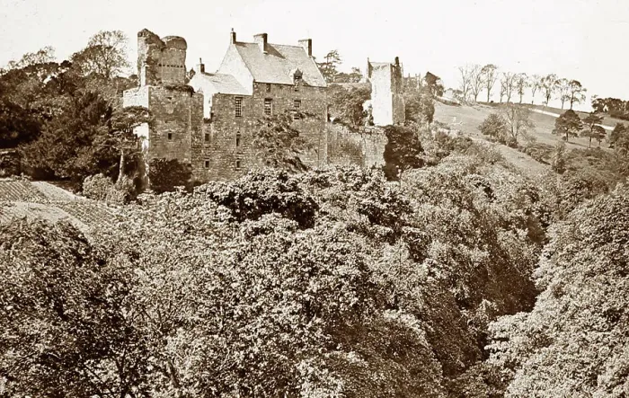 Framed Print : Rosslyn Castle, Scotland, Victorian period Framed Print : Rosslyn Castle, Scotland, Victorian period