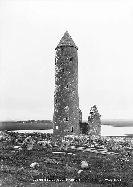 Round Tower, Clonmacnois