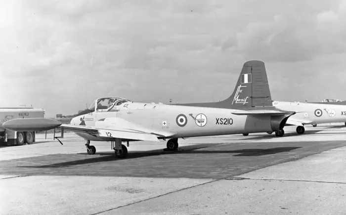 Framed Print : Royal Air Force Hunting P. 84 Jet provost T. 4 XS210 Framed Print : Royal Air Force Hunting P. 84 Jet provost T. 4 XS210