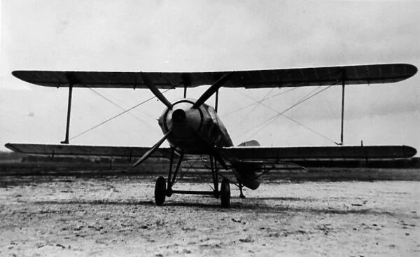 Royal Aircraft Factory SE 4 scout, front (on the ground)