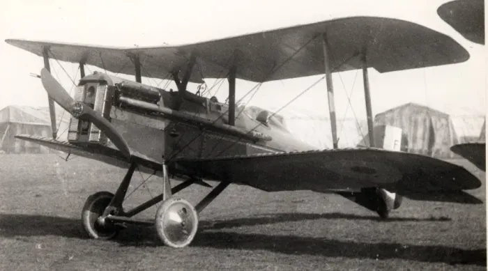 Framed Print : Royal Aircraft Factory SE 5a at a Midlands airfield Framed Print : Royal Aircraft Factory SE 5a at a Midlands airfield