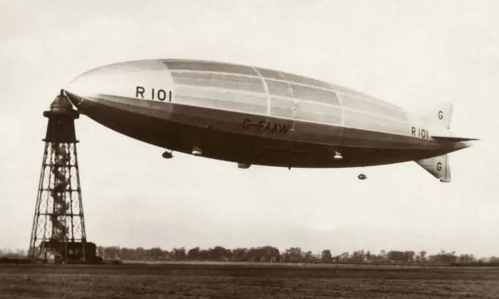 Framed Print : Royal Airship Works R-101 Framed Print : Royal Airship Works R-101