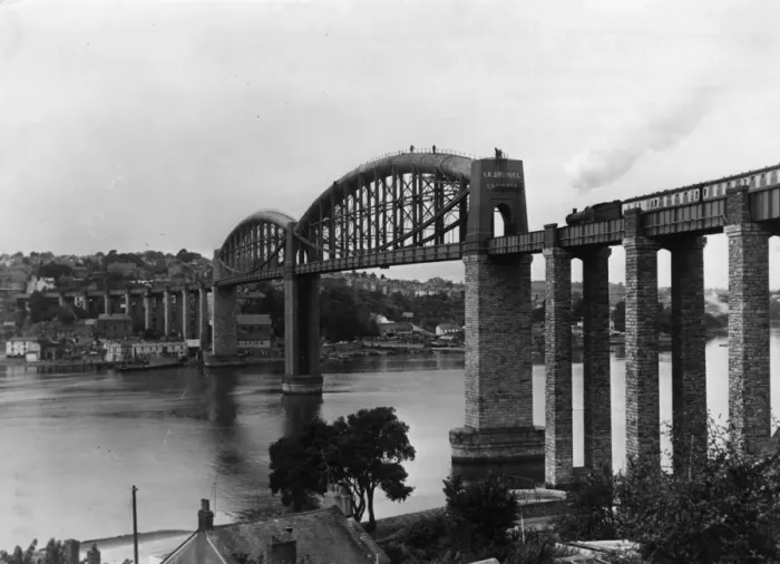 Framed Print : Royal Albert Bridge at Plymouth, Devon Framed Print : Royal Albert Bridge at Plymouth, Devon