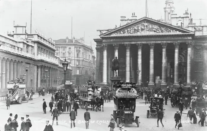 Framed Print : Royal Exchange and Bank of England in Historical London Framed Print : Royal Exchange and Bank of England in Historical London