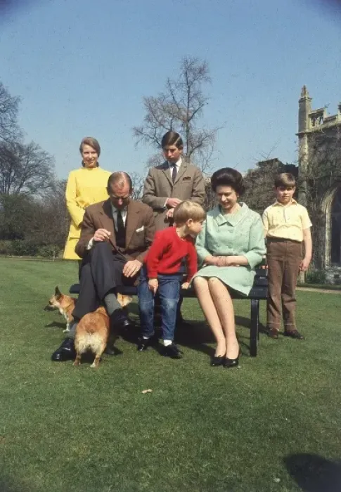Framed Print : Royal family at Windsor, 1968 Framed Print : Royal family at Windsor, 1968