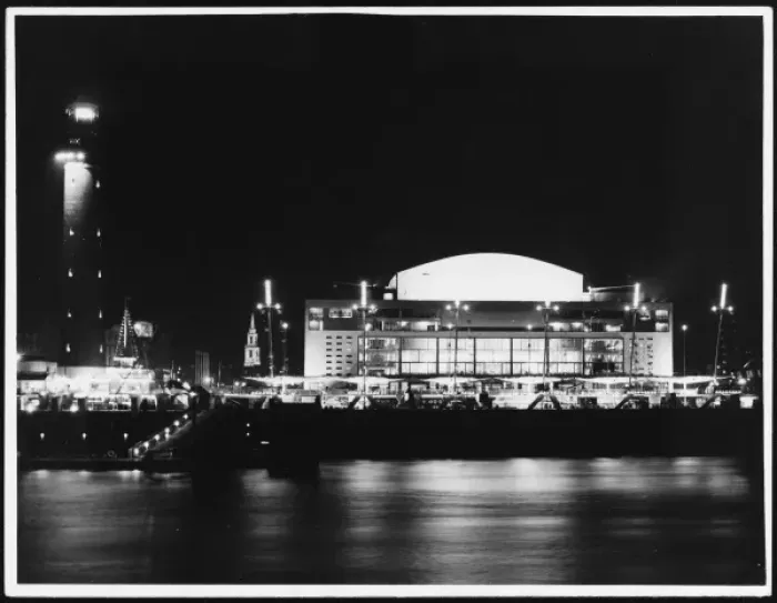 Framed Print : Royal Festival Hall Framed Print : Royal Festival Hall