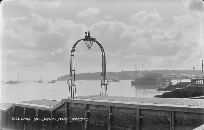 Framed Print : Royal Landing Stage in Cowes Framed Print : Royal Landing Stage in Cowes