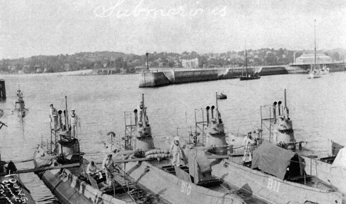Framed Print : Royal Navy B class submarines in harbour Framed Print : Royal Navy B class submarines in harbour