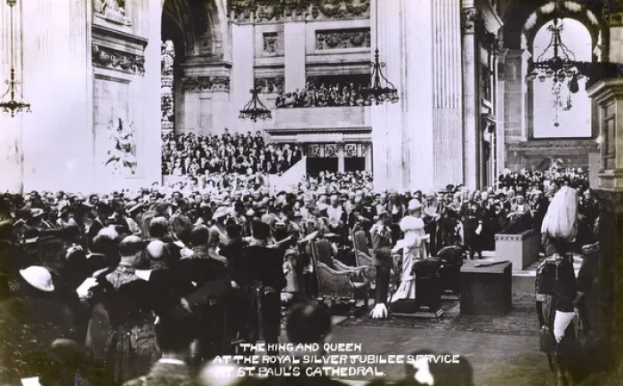 Framed Print : Royal Silver Jubilee Service - St. Pauls Cathedral Framed Print : Royal Silver Jubilee Service - St. Pauls Cathedral