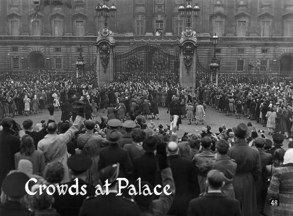 Royal Wedding 1947 - crowds outside Buckingham Palace