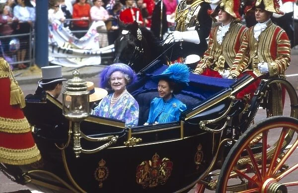 Royal Wedding 1986 - Queen Mother and Princess Margaret