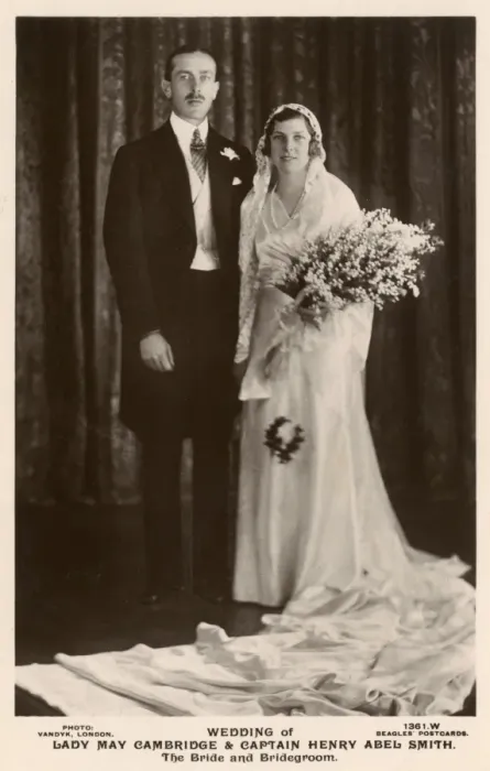 Framed Print : Royal wedding of Henry Abel Smith to Lady May Cambridge, 1931 Framed Print : Royal wedding of Henry Abel Smith to Lady May Cambridge, 1931