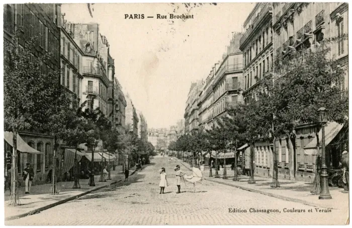 Framed Print : Rue Brochant, Paris, France Framed Print : Rue Brochant, Paris, France