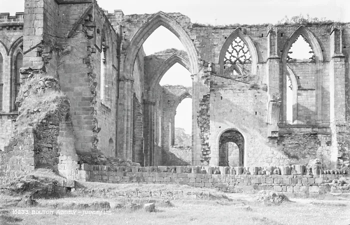 Framed Print : Ruins of Bolton Abbey Framed Print : Ruins of Bolton Abbey